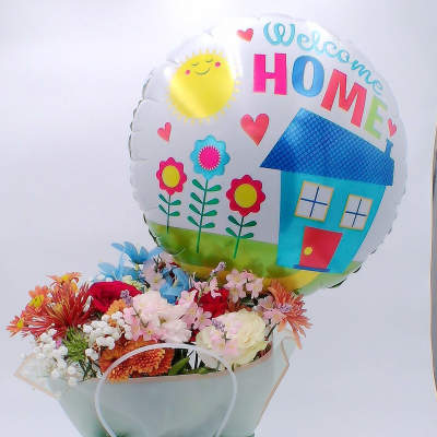"Welcome Home" Flower Gift Bag with Balloon