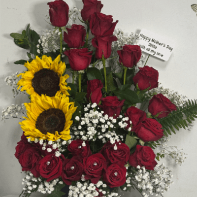 Floral arrangement with 24 roses