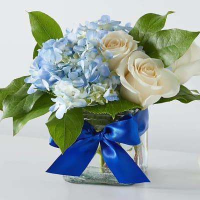 Sky Blue Delight Bouquet