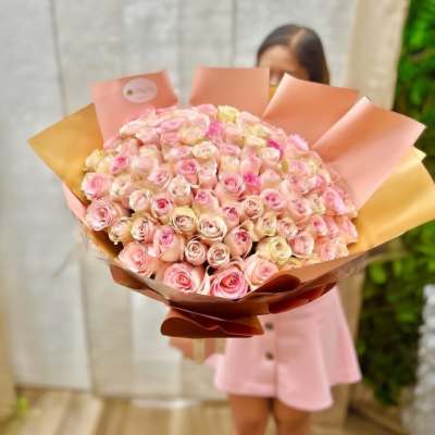 100 Roses Round EuroBouquet - Blush