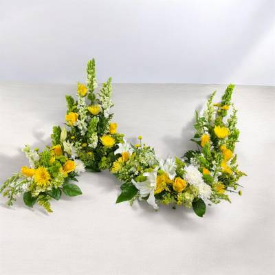 Cremation “S” curved arrangement