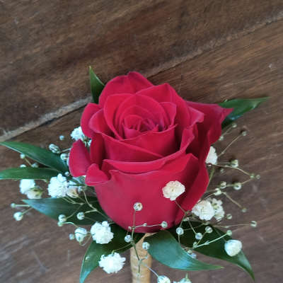 Classic Red Rose Boutonniere