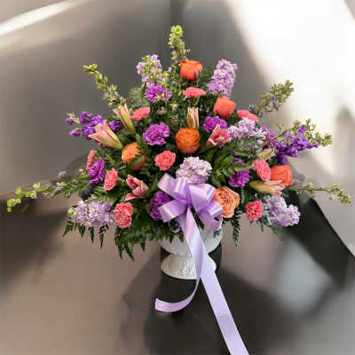 Graceful Farewell Urn