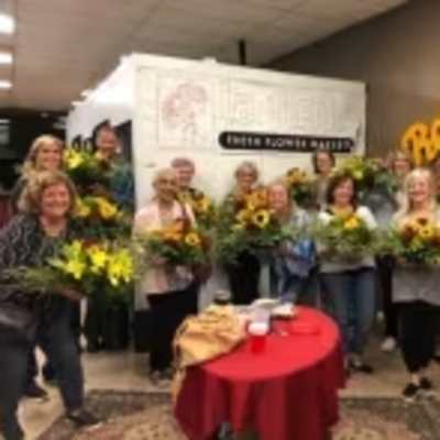 Flower Arranging Class - July 16 7pm