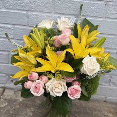 Lovely Flower arrangment