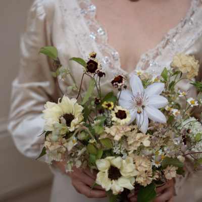 Metropolitan wild flowers