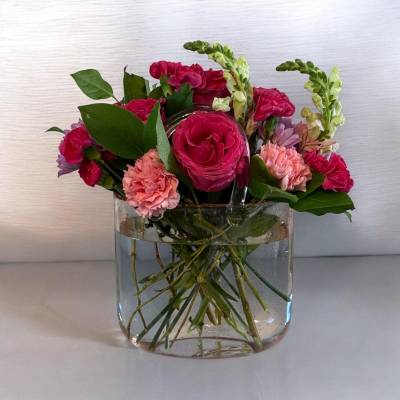Petal Perfection's "Let my get my Purse" in Pink