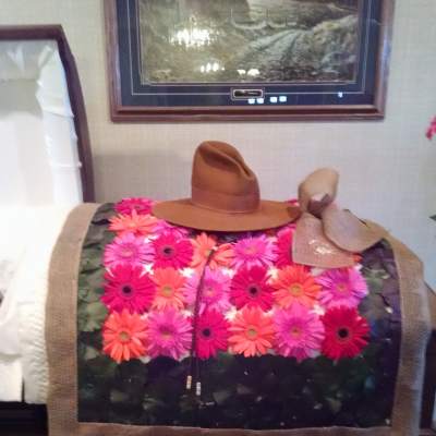 Gerbera Blanket
