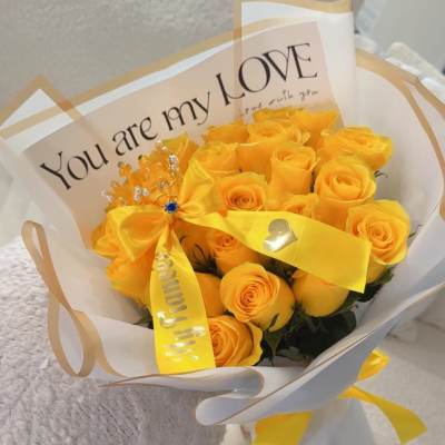 “Yellow Queen” Bouquet