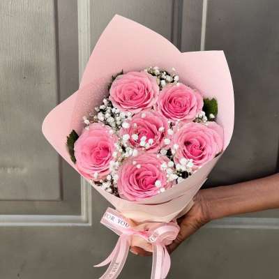 6 rosas