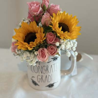 Graduation flower mug