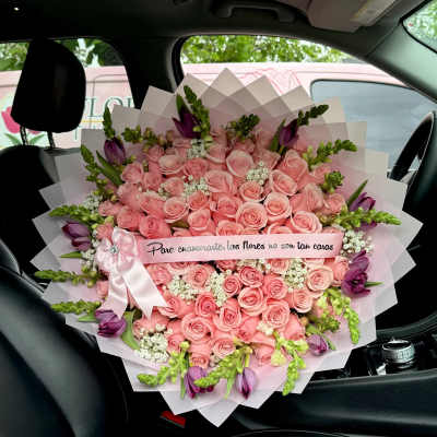 Ramo de 75 rosas + Tulipanes
