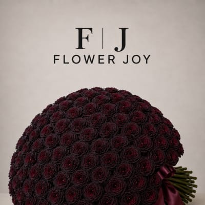 Midnight Romance Bouquet (101 Roses)
