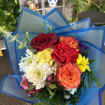 FLORAL COLOR BOUQUET