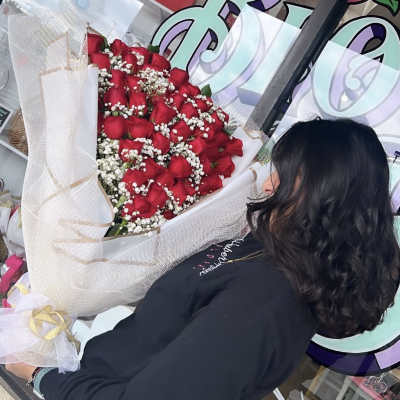 Laid Roses