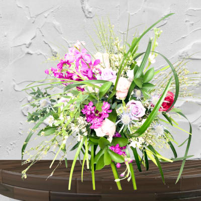 European Hand-tied Collection