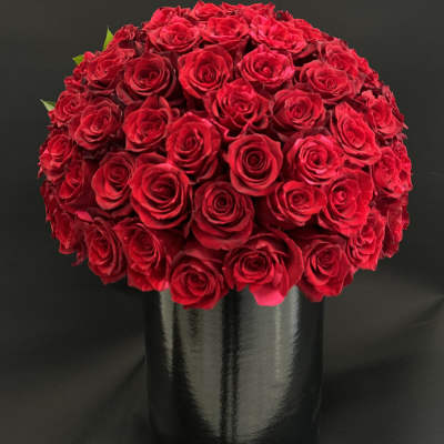 Box Of Ref Roses