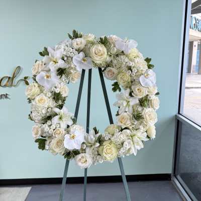 Sympathy Wreath Circle 01