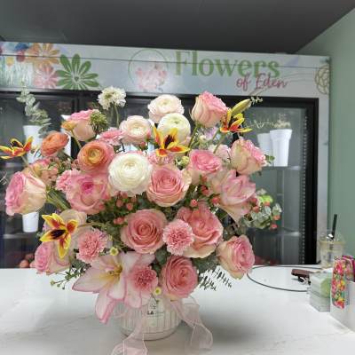 Special Vase 01