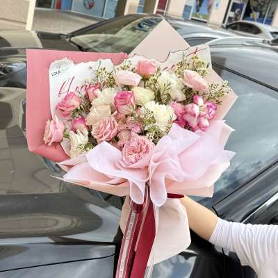 Hand wrapped Bouquet 05