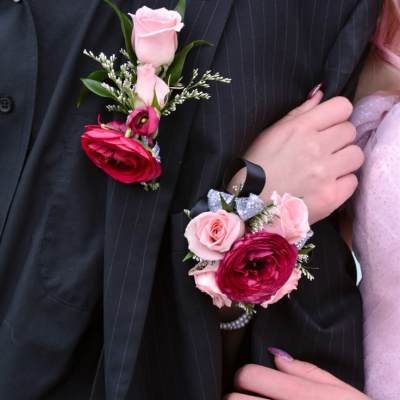 Berry Romance Corsage & Boutonniere Set