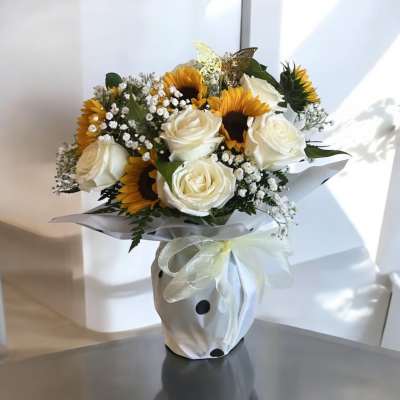 Sunny Day Arrangment