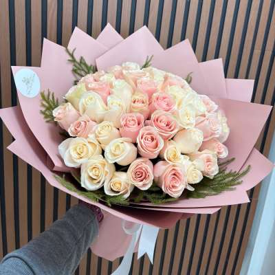 100 Pink MIX roses