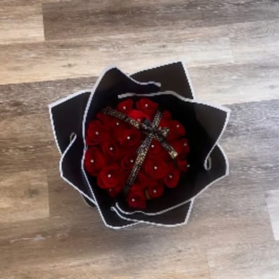 Bouquet red Louis Vuitton ️