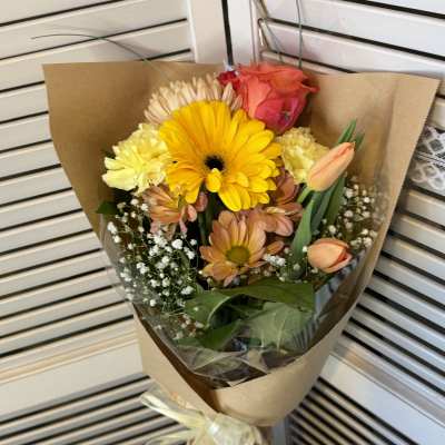 Bright small Bouquet