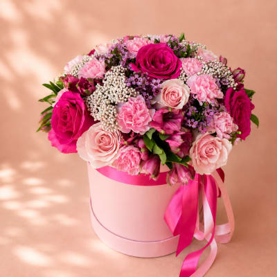 Aine's Rosy Dawn – Luxury Hat Box