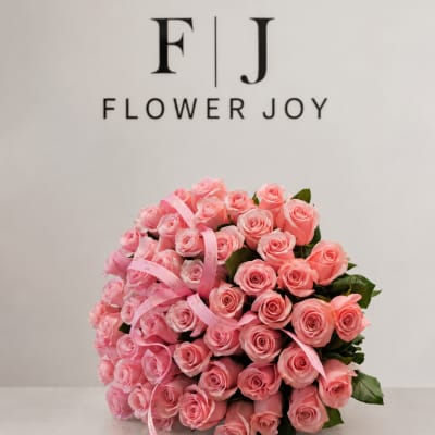 Blushing Elegance Bouquet (50 Roses)