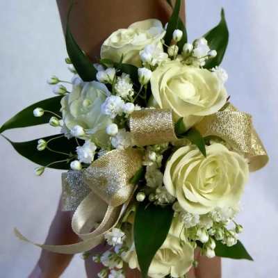 Wrist corsage