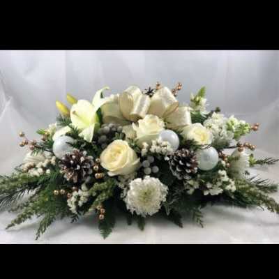 Traditional centerpiece for christmas