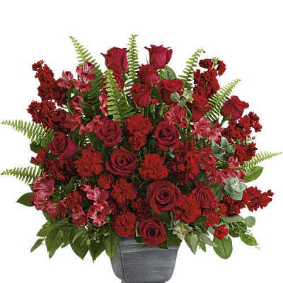 Teleflora's Bold Tribute Bouquet