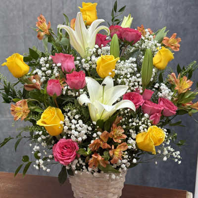 Blooming Garden basket
