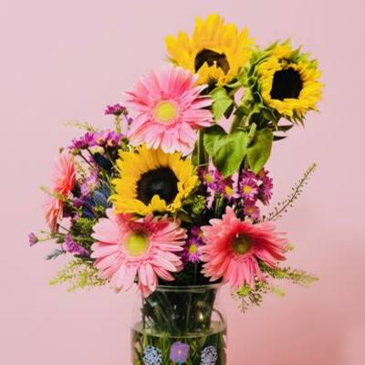 Valentina painted Daisy and sunflower vase