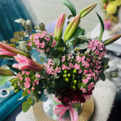 Pretty In pink Lilies bouquet