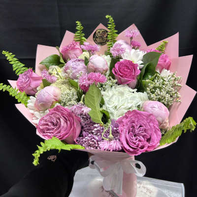 Love Pionies (mixed bouquet)