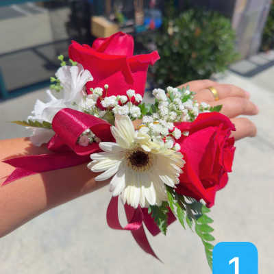 Wrist Corsage （B）