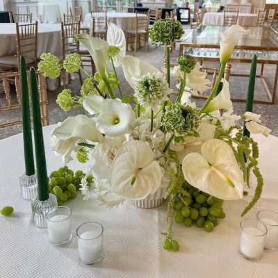 Elegant Wedding Centerpiece & Candle Styling