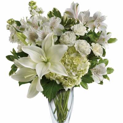 Teleflora's Purest Love Bouquet