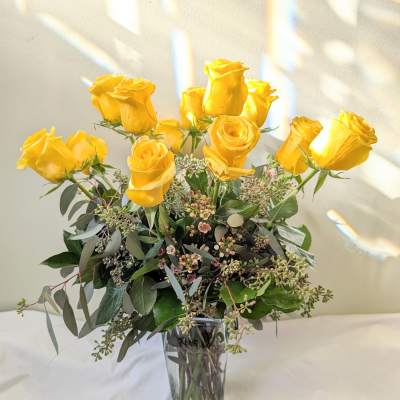 Felicitations_ Dozen Yellow Rose