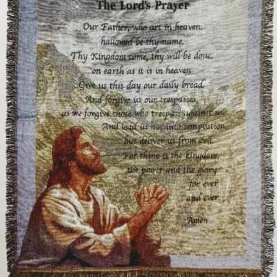 Fringed wall tapestry with The Lord's Prayer and a praying figure