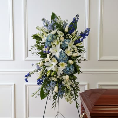 Heavenly Blue Tribute Spray