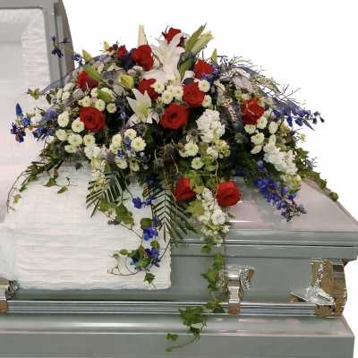 Freedom’s Tribute Casket Spray