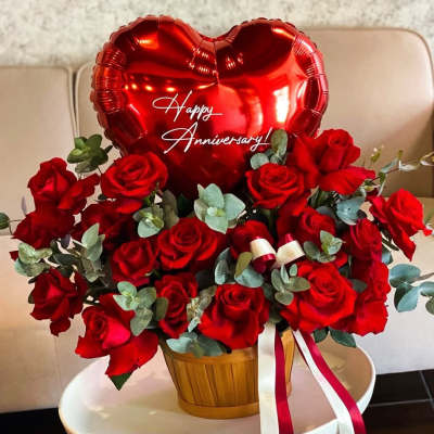 Red Roses Anniversary Arrangement