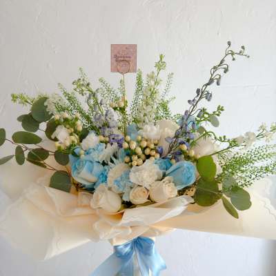 Bouquet boy