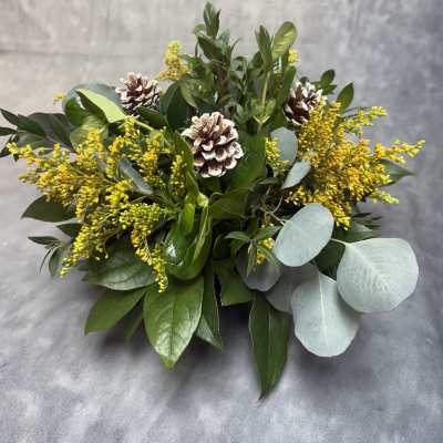 Pine cone fall centerpiece