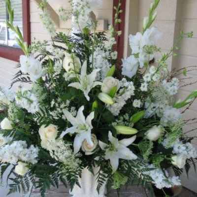 Tender remembrance basket