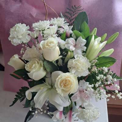 white velvet bouquet